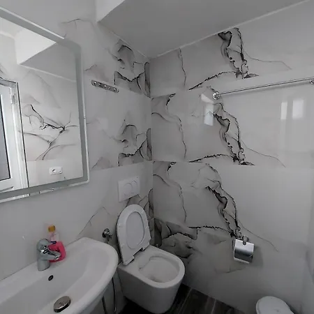 Shpetim Guest house 3*