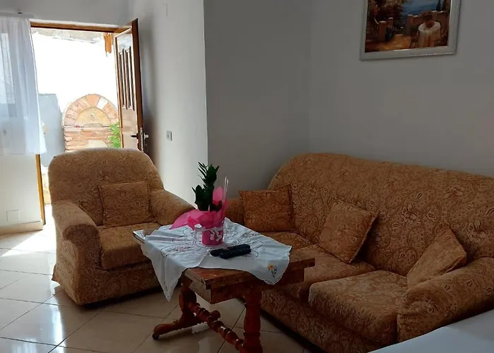 Shpetim 3* Sarandë